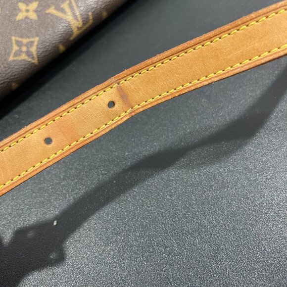 Louis Vuitton Vintage Monogram Musette Tango (JB1036) - Picture 5 of 8